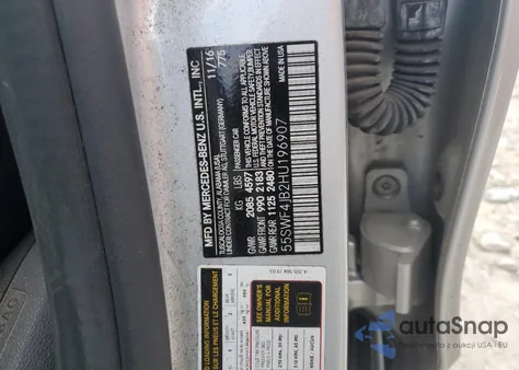 2017 Mercedes-Benz C 300 из США, поврежденный, VIN 55SWF4JB2HU196907